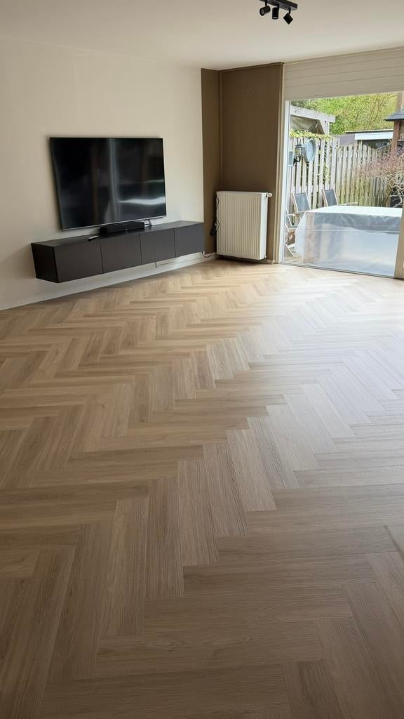 Vloerspecialist plak pvc visgraat, vloerverwarming, stroken, Huis en Inrichting, Stoffering | Vloerbedekking, Ophalen of Verzenden