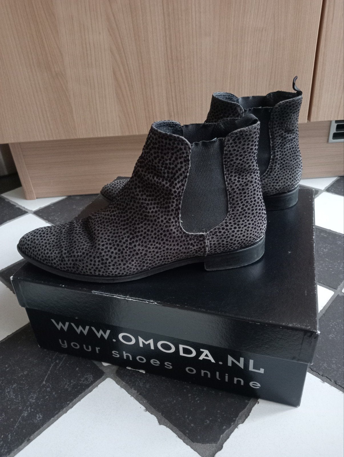 Omoda leren Chelsea Boots Maat 40 korte laarsjes, Omoda, Lage of Enkellaarzen, Ophalen of Verzenden, Grijs