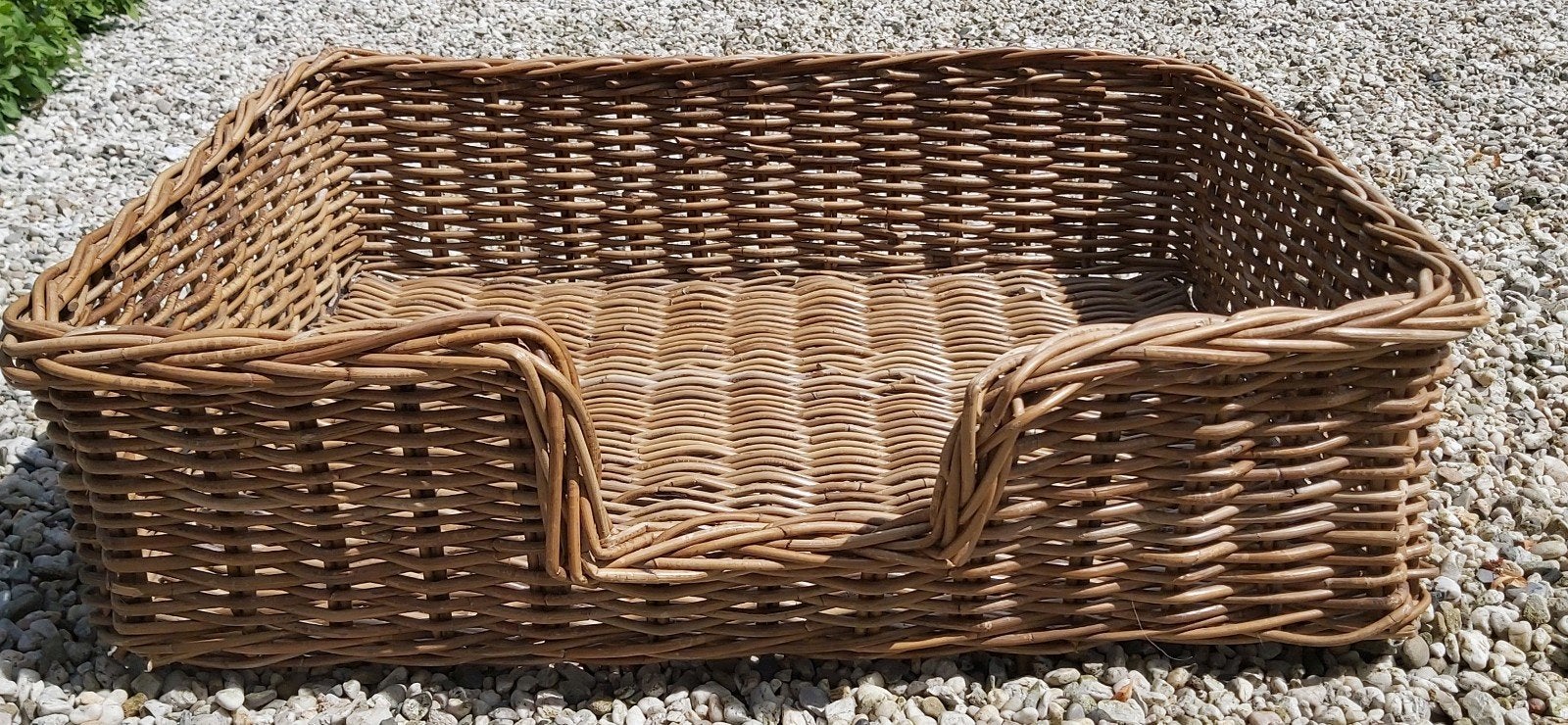 Luxe rieten hondenmand, Ophalen, Zo goed als nieuw, Riet