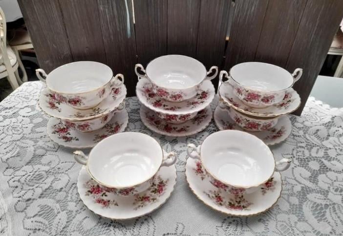 Royal albert lavender rose soep kom met schotel 25.00 p.s, Ophalen of Verzenden