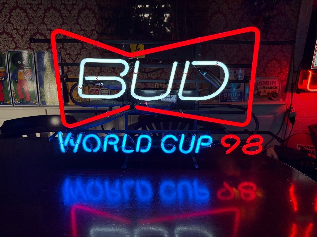 Budweiser Neon lichtbak reclame café geen emaille, Ophalen, Gebruikt, Lichtbak of (neon) lamp
