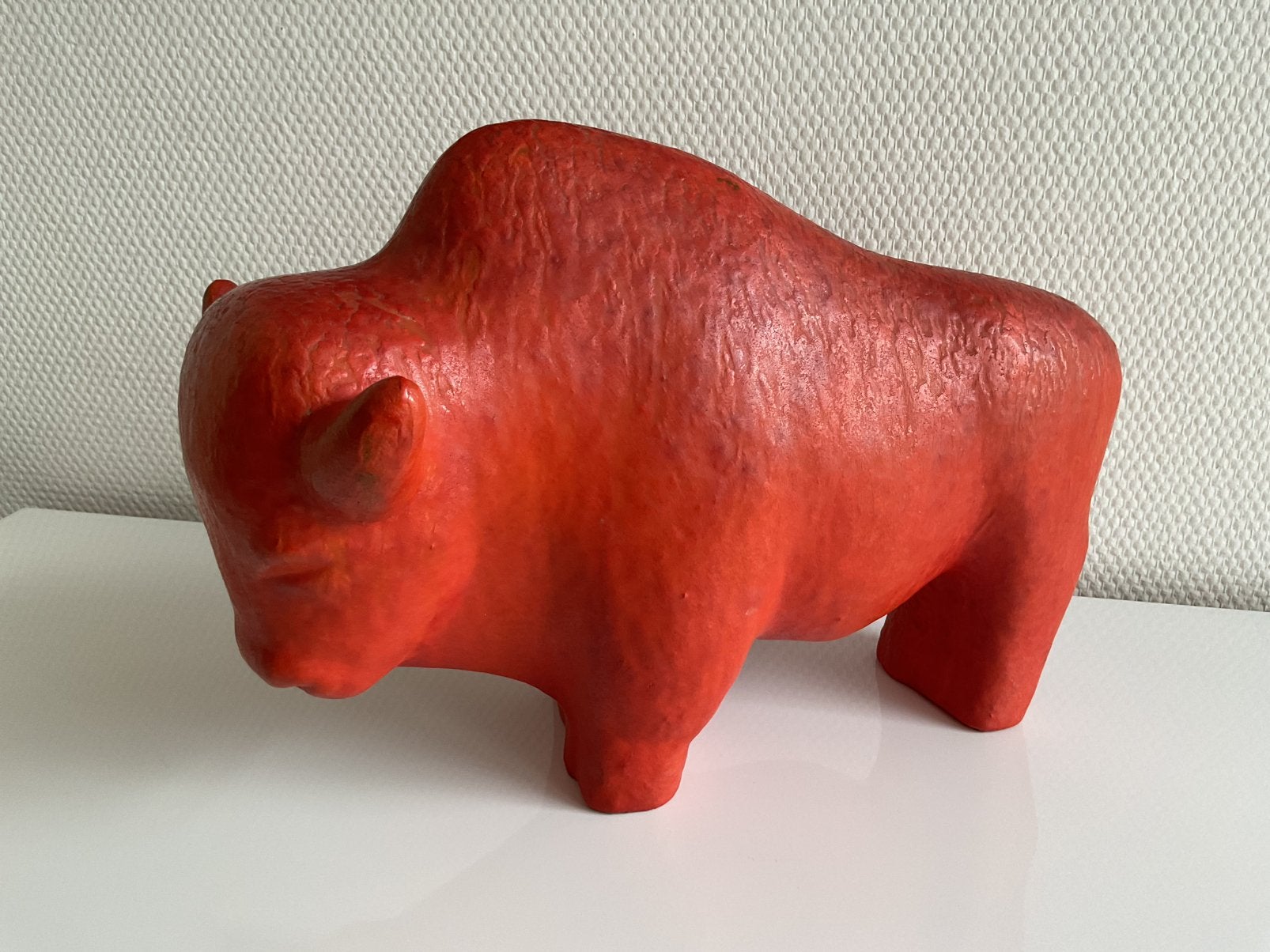 Ruscha red bull rode stier groot beeld 23 cm hoog, Ophalen of Verzenden