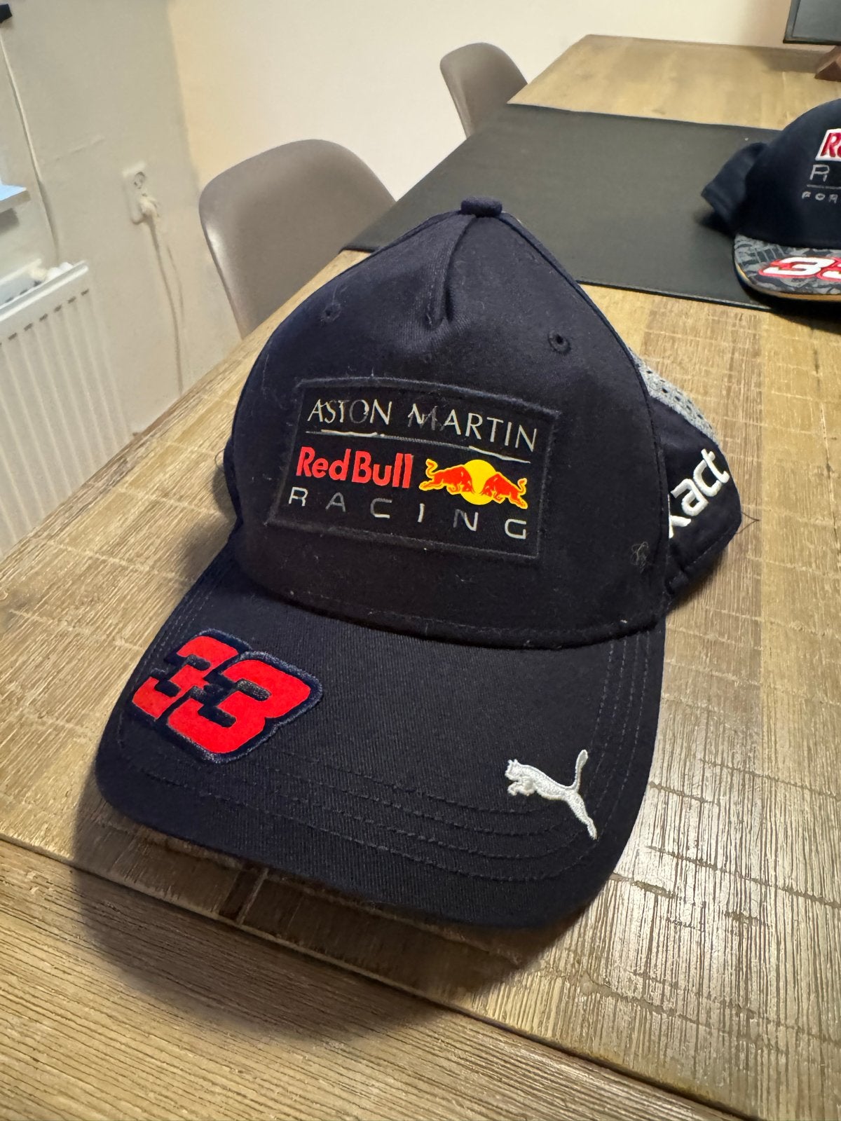 Max Verstappen Red Bull Racing Cap (2 stuks), Ophalen of Verzenden, Zo goed als nieuw, One size fits all, Pet