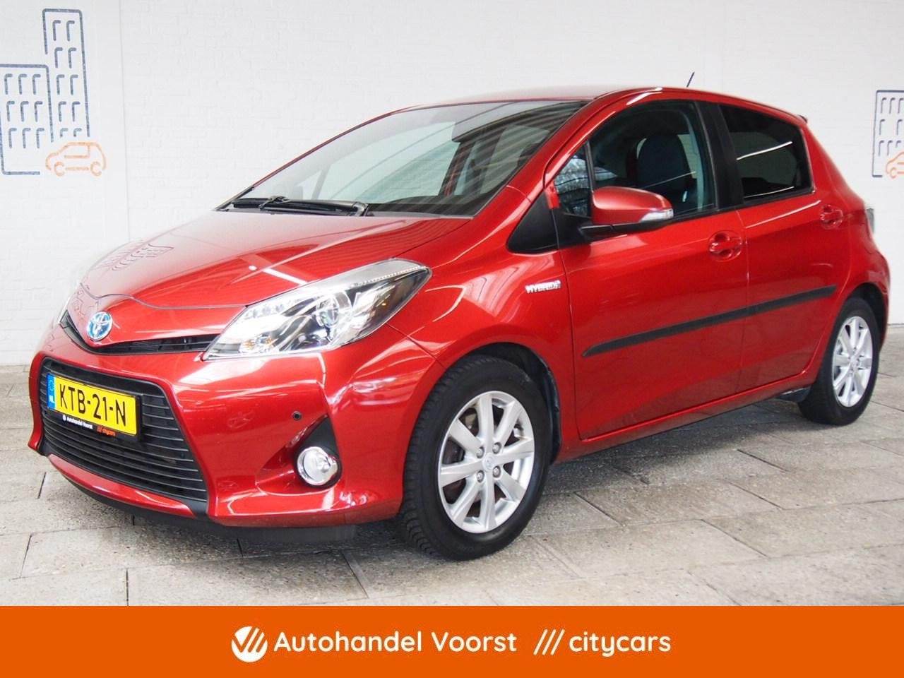 Toyota Yaris 1.5 Full Hybrid Dynamic Camera (APK:Nieuw) Incl, Euro 5, Gebruikt, Huisgarantie, 4 cilinders