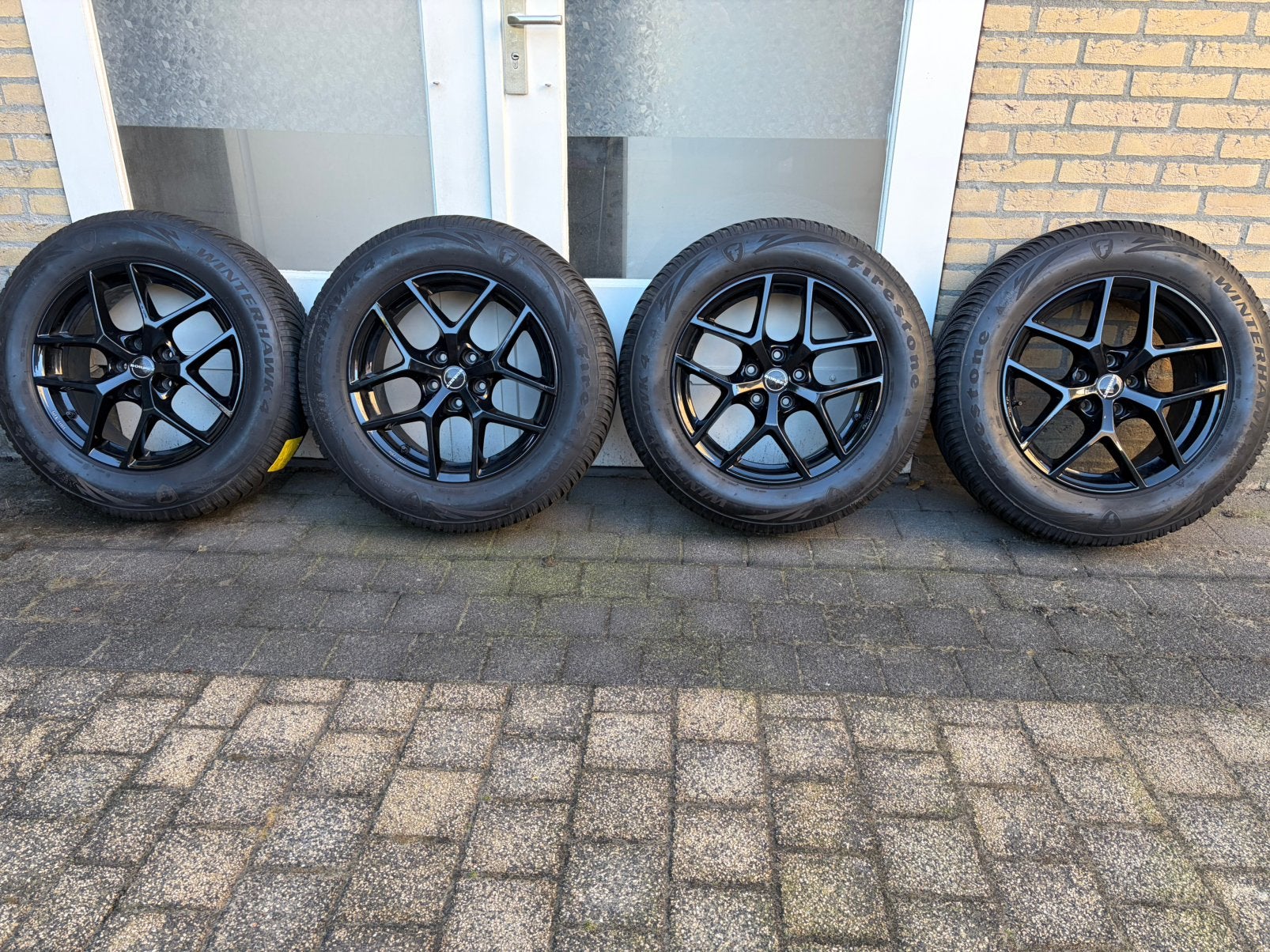 Winterbanden op Borbet LM velg Toyota RAV4 & Lexus NX 300h, Auto-onderdelen, Ophalen, Gebruikt, 16 inch, Banden en Velgen