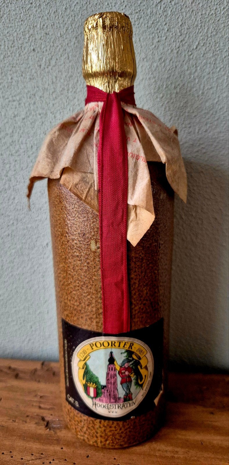 Kruik Poorter 1210 - 1985 bier Hoogstraten VVV jubi Sterkens, Verzamelen, Ophalen of Verzenden, Zo goed als nieuw, Flesje(s), Overige merken