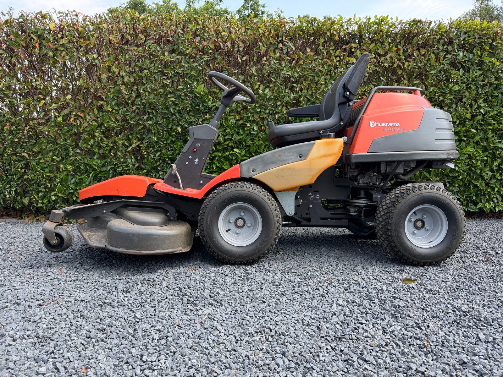 Husqvarna R 422Ts AWD 4x4 frontmaaier, 112cm, Ophalen, Spangahoekweg 67, Gebruikt, Husqvarna