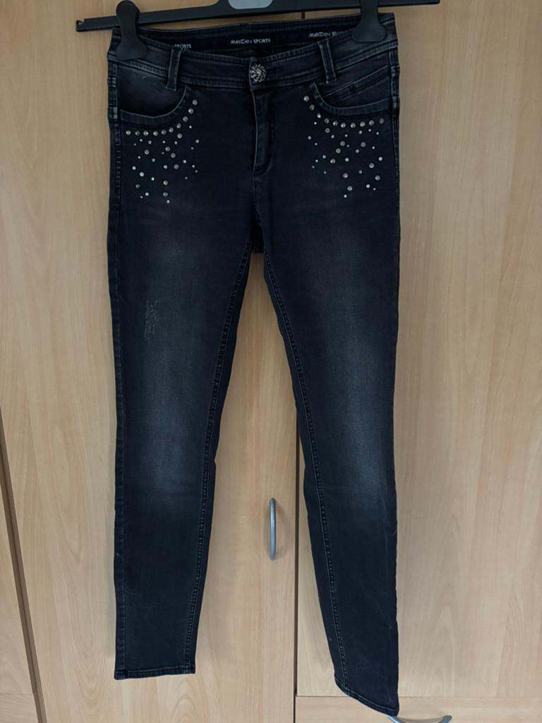 Marccain zwarte jeans, Kleding | Dames, Spijkerbroeken en Jeans, Verzenden, Zo goed als nieuw, Zwart, W28 - W29 (confectie 36)