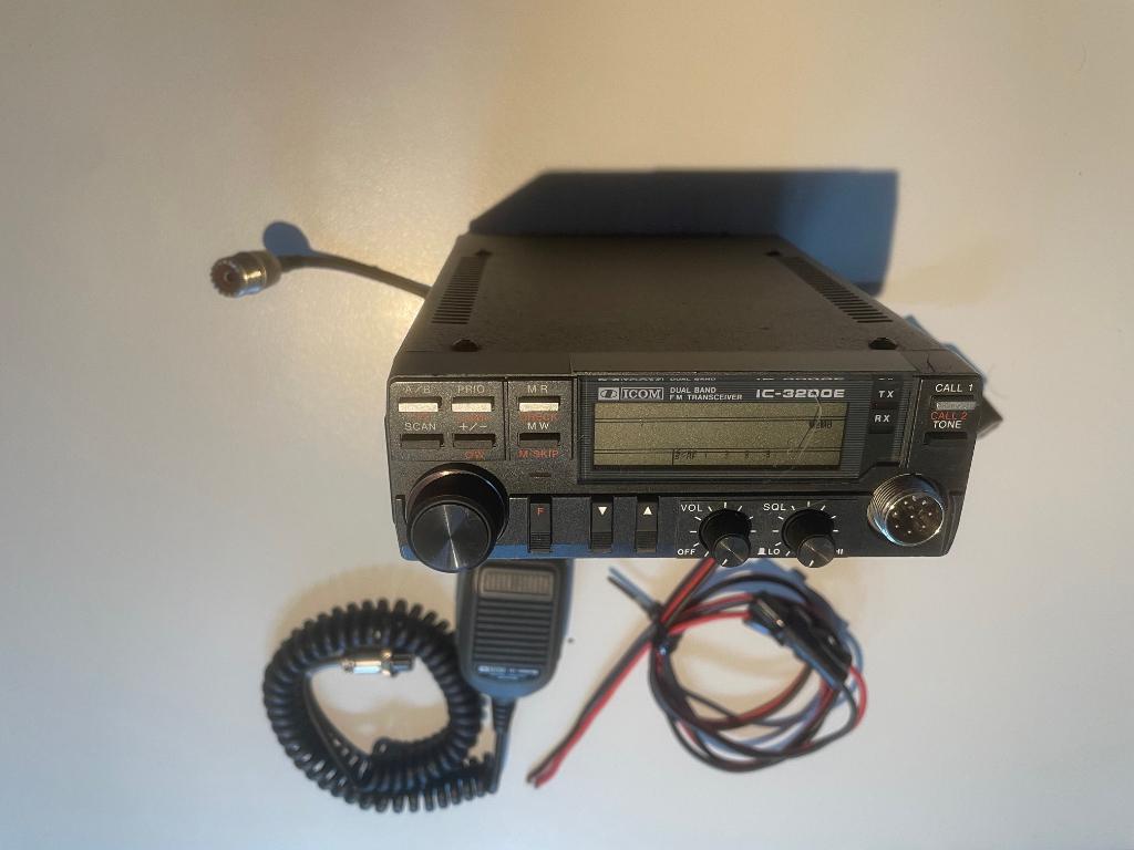 Icom IC3200E VHF/UHF FM mobielset, Ophalen of Verzenden, Gebruikt