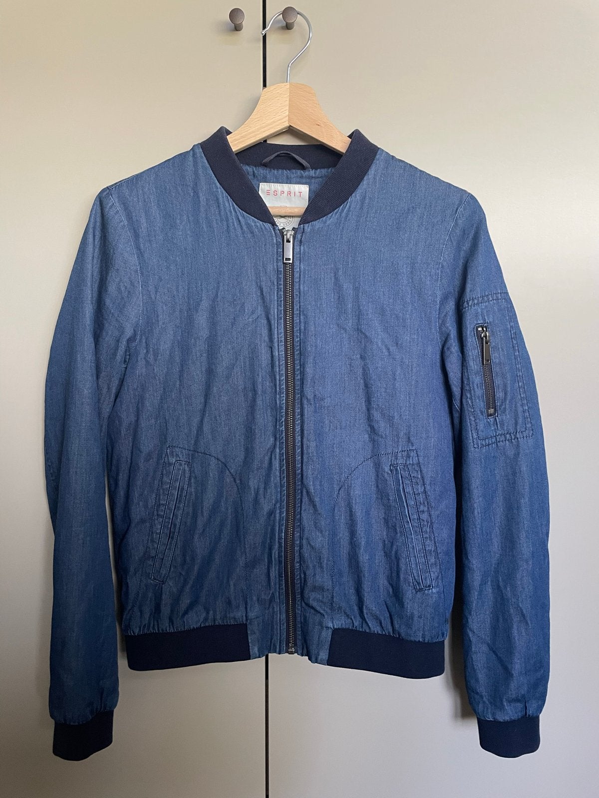 Esprit blauwe bomberjack, maat xs, Ophalen of Verzenden, Zo goed als nieuw, Maat 36 (S), Blauw