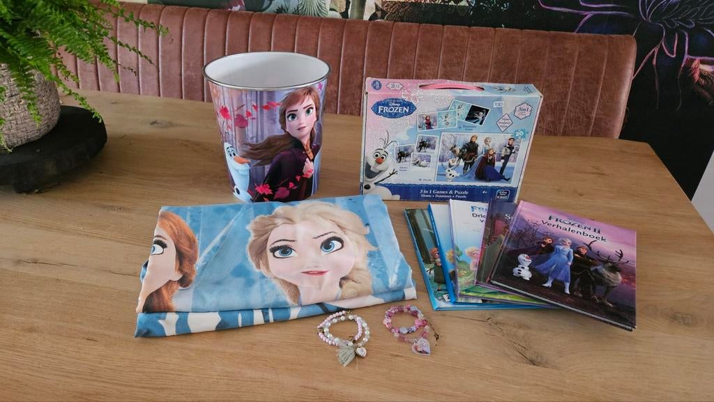 Frozen pakket, Ophalen of Verzenden, Gebruikt, Meisje