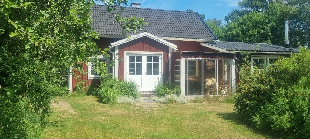 Hondencentrum met huis in Zweden, 2 kamers, Verkoop zonder makelaar, Landelijk, Overig Europa