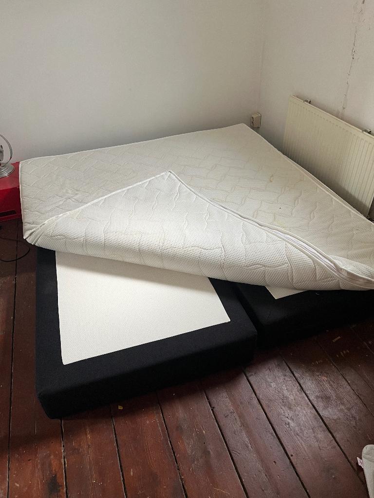2 Matrassen en Topper, Huis en Inrichting, Slaapkamer | Matrassen en Bedbodems, Ophalen, Gebruikt, Tweepersoons, Matras