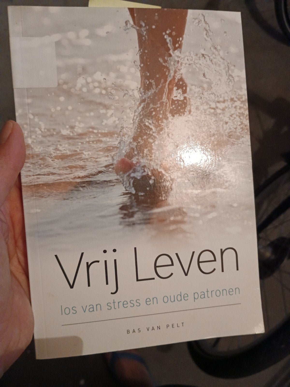 Bas van Pelt - Vrij Leven, Bas van Pelt, Ophalen of Verzenden, Ontwikkelingspsychologie, Zo goed als nieuw
