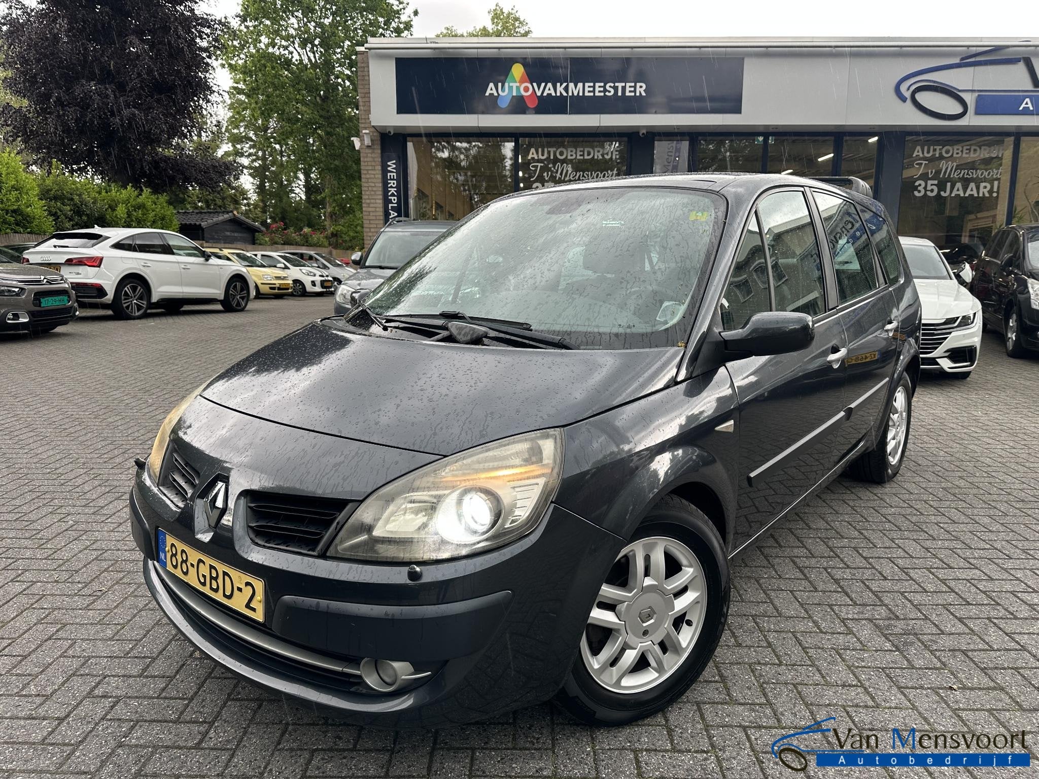Renault Grand Scénic 2.0 16V LPG-G3 Tech Line NweAPK!|Techn, Voorwielaandrijving, 1998 cc, 135 pk, Gebruikt
