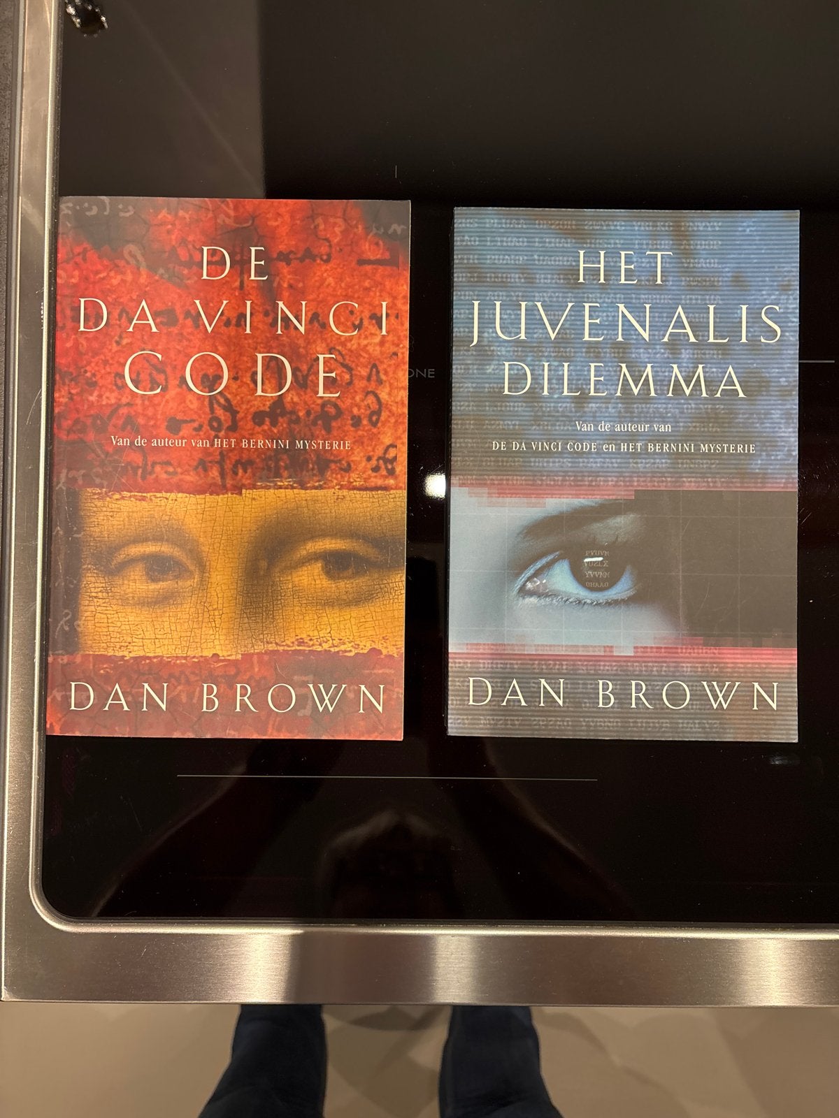 Dan Brown: De Da Vinci Code & Het Juvenalis Dilemma, Ophalen of Verzenden, Gelezen