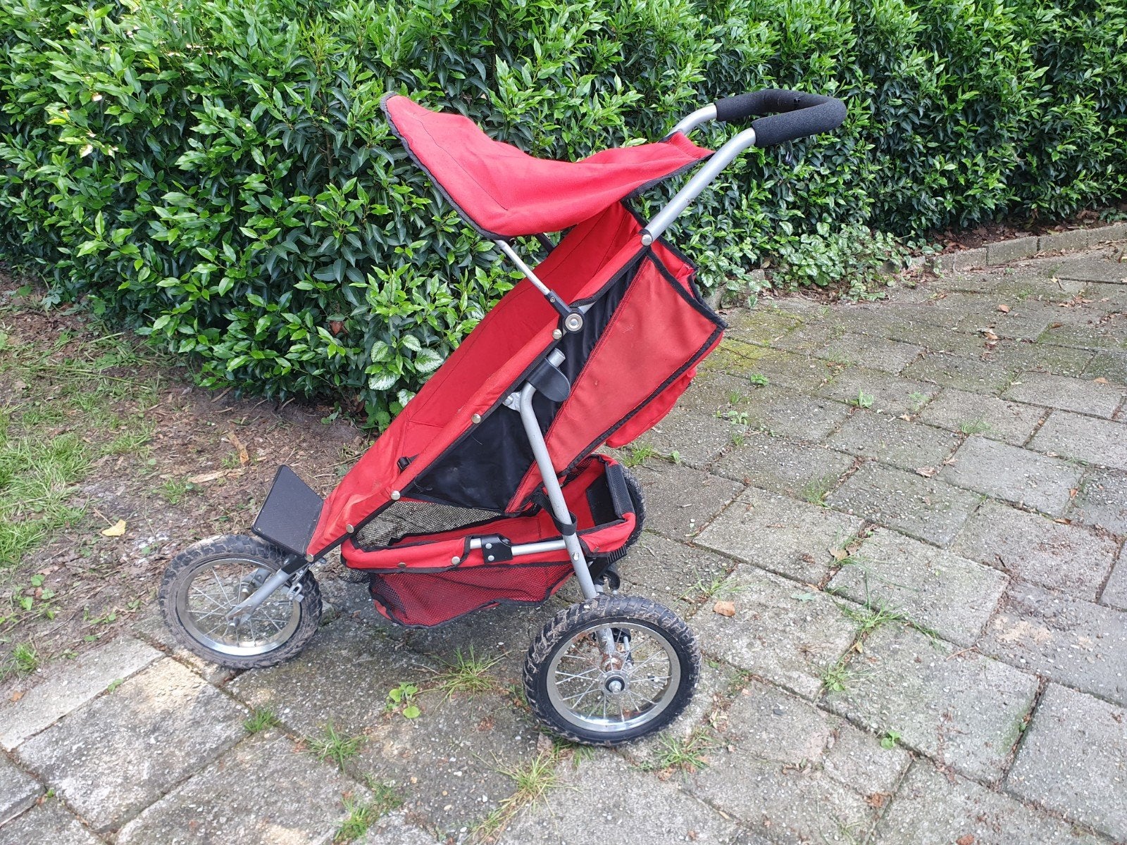 buggy met luchtbanden geschikt voor hardlopen, Gebruikt, Verstelbare duwstang, Ophalen of Verzenden, Kinderwagen
