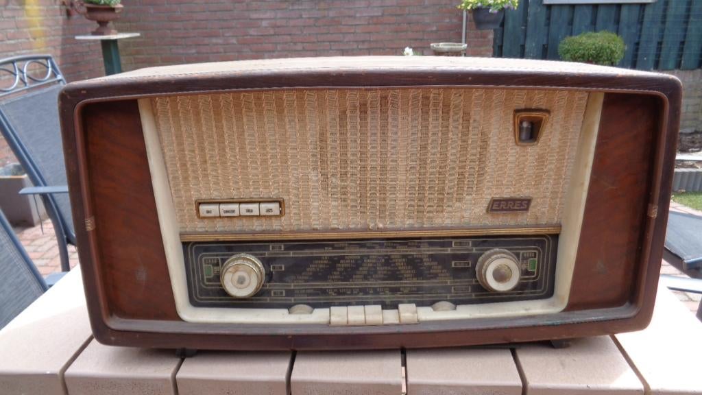 Radio, Ophalen of Verzenden, Niet werkend, Radio