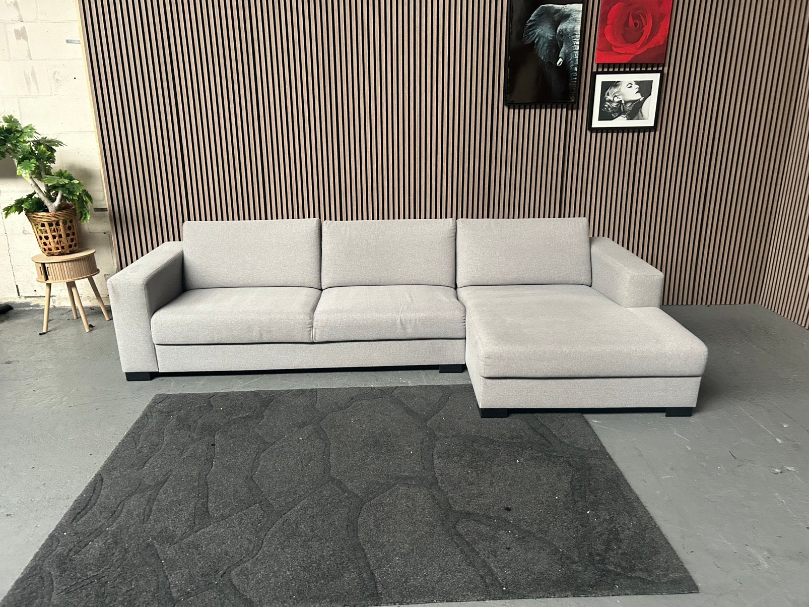 GRATIS LEVERING LICHT GRIJZE HOEKBANK 315X GEREINIGD, Lounge bank, Hoekbank, 300 cm of meer, Ophalen of Verzenden