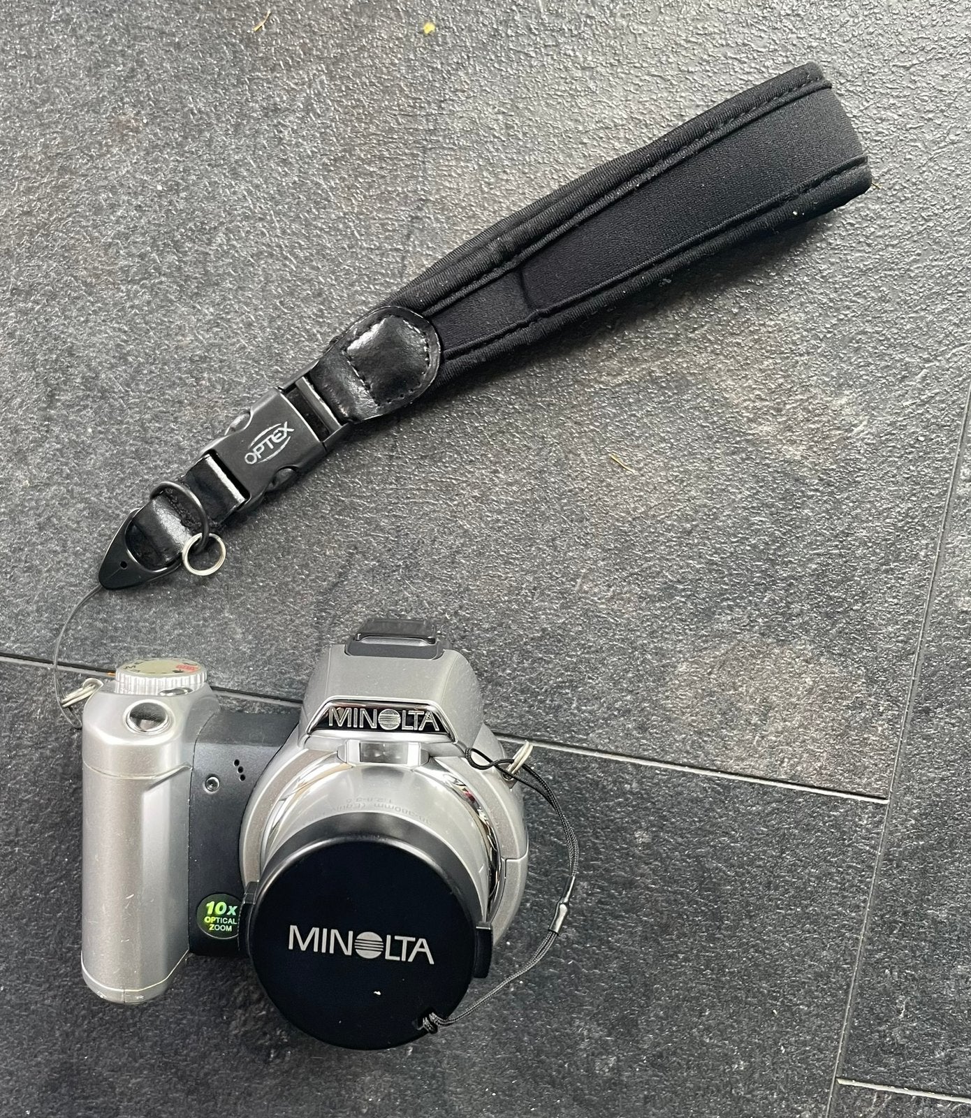 Minolta Dimage Z 1 digitaal fototoestel. Vintage, Gebruikt, Minolta, Compact, Ophalen of Verzenden
