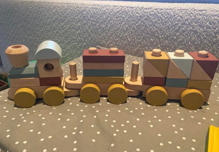 Little Dutch - Houten trein - nieuw, Kinderen en Baby's, Speelgoed | Houten speelgoed, Ophalen of Verzenden, Zo goed als nieuw