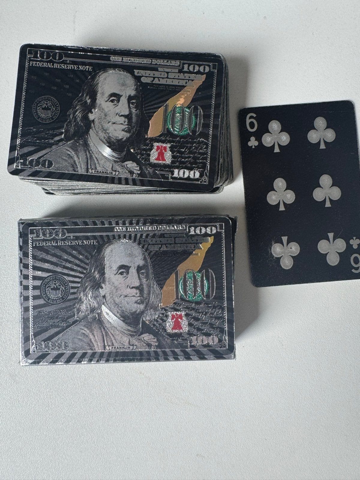 100 dollar bil speelkaarten - Zwart en goud, Verzamelen, Ophalen, Zo goed als nieuw, Speelkaart(en)