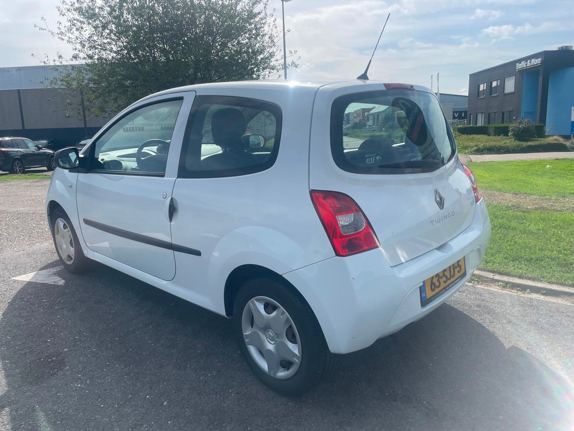 Renault Twingo 2011 * 1.2-16V Authentique * APK * KM NAP * T, Twingo, Gebruikt, 4 cilinders, 4 stoelen
