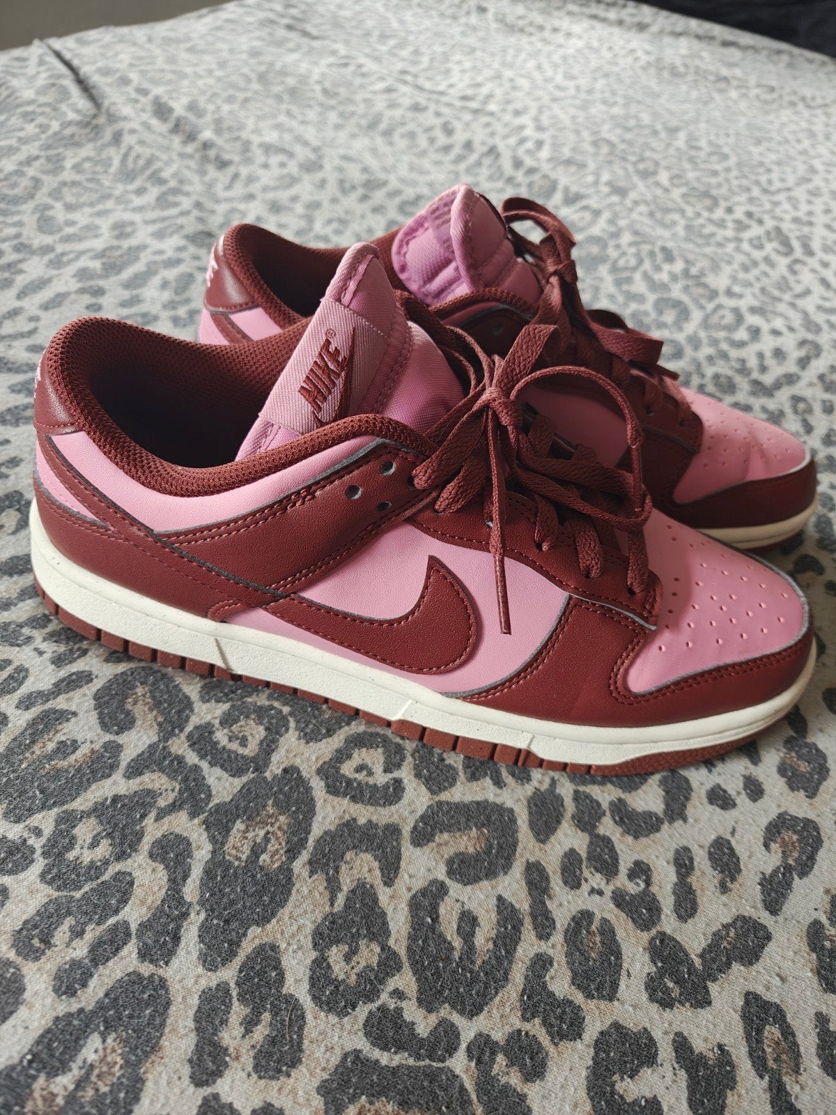 Nike Dunks, Nike, Ophalen of Verzenden, Roze, Sneakers of Gympen