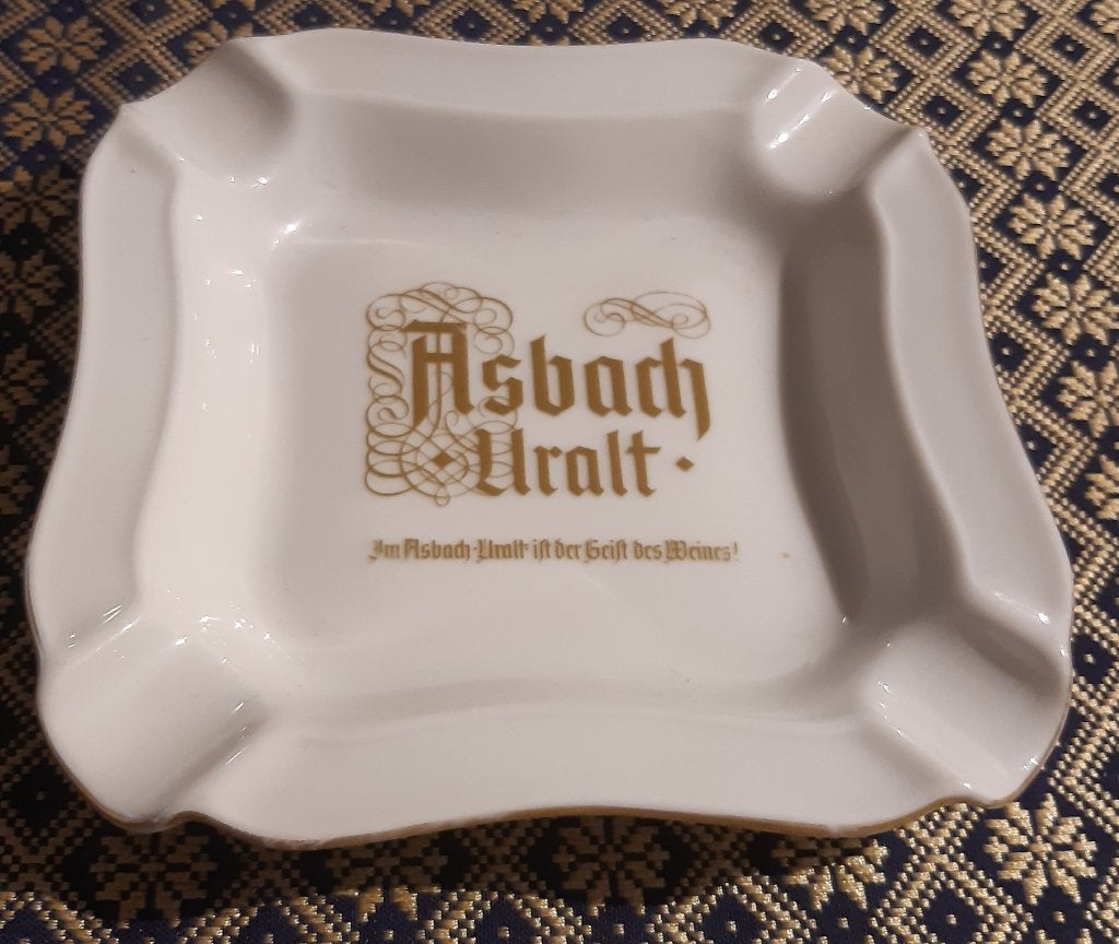 Asbach Uralt Brandewijn Rudesheim asbak 14 cm, Ophalen of Verzenden, Zo goed als nieuw, Gebruiksvoorwerp
