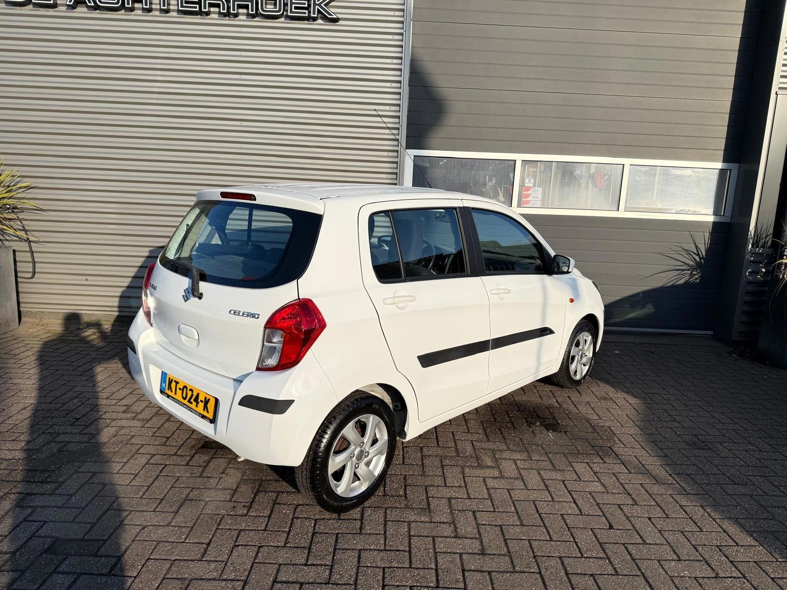 Suzuki Celerio 1.0 Exclusive Airco | 5-Deurs !, Auto's, Gebruikt, 400 kg, Origineel Nederlands, Handgeschakeld