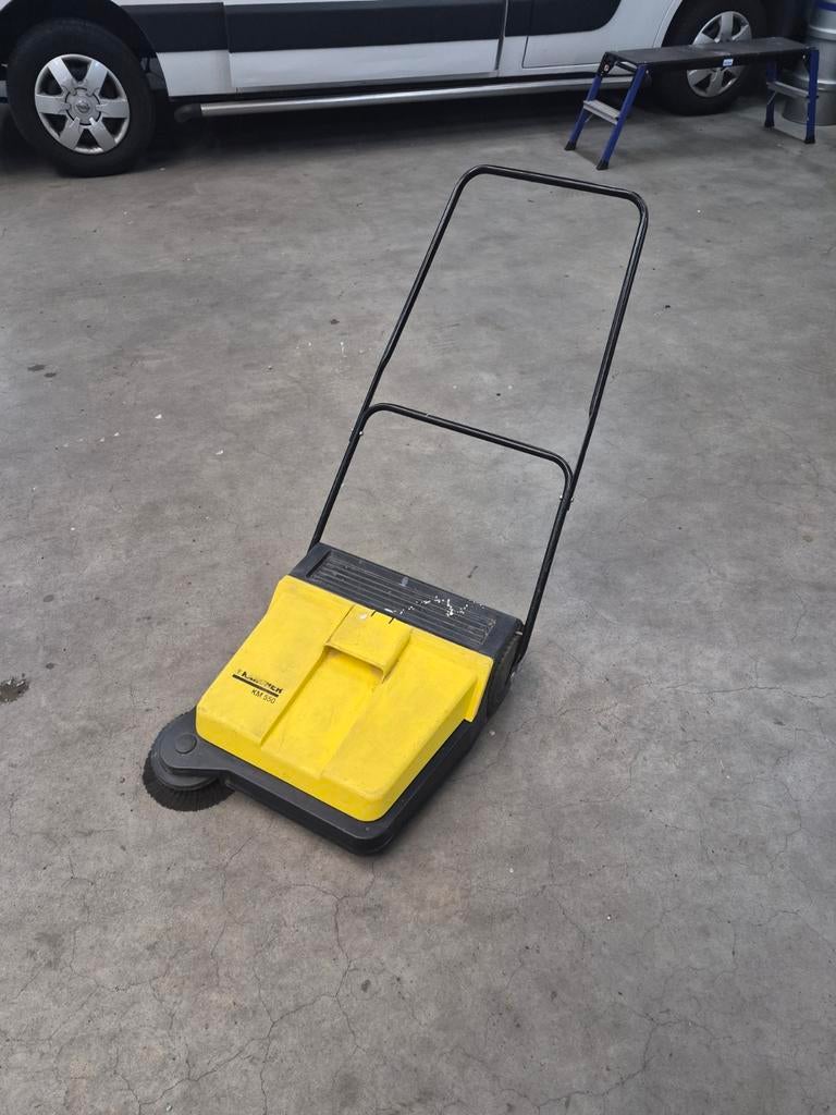 Karcher KM 550 Veegmachine - Handige en Efficiënte Reiniging, Ophalen, Gebruikt, Overige typen