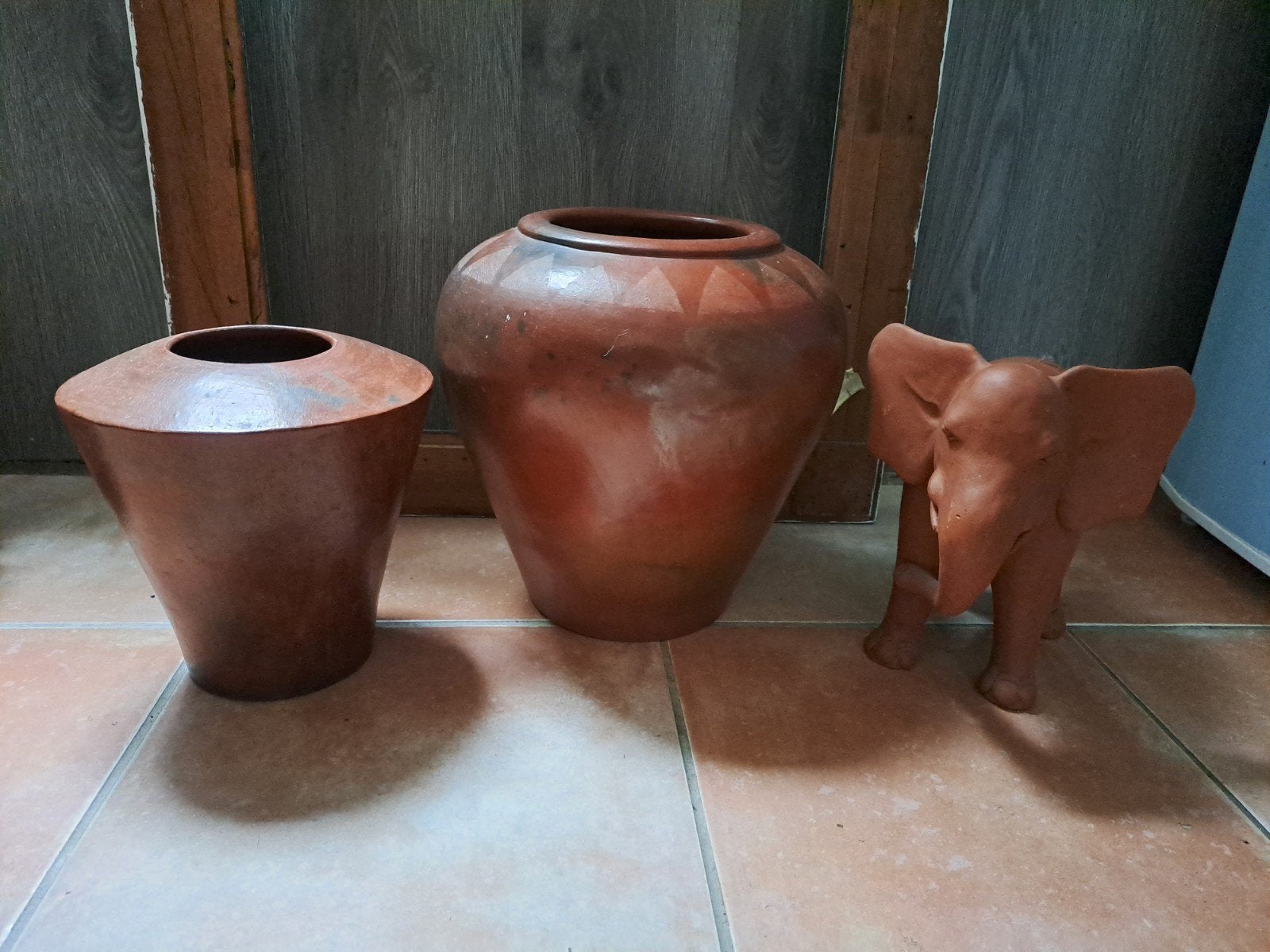 Decoratieve terracotta potten en olifant beeldje, Ophalen of Verzenden