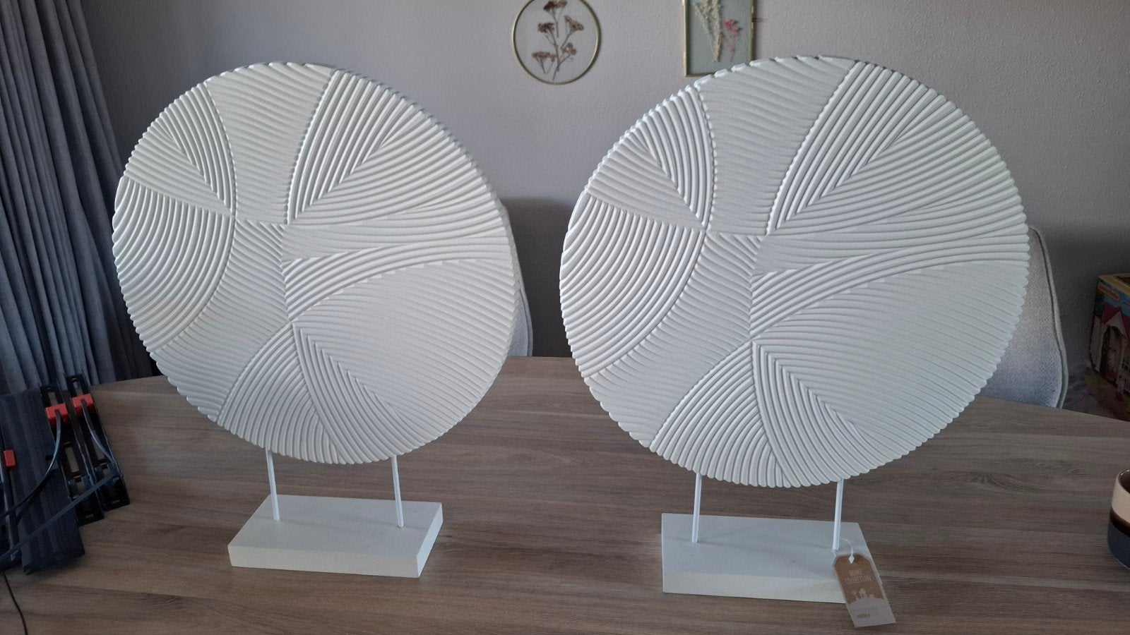Ornament op voet wit op standaard, Huis en Inrichting, Woonaccessoires | Overige, Overige materialen, Nieuw, Ophalen of Verzenden