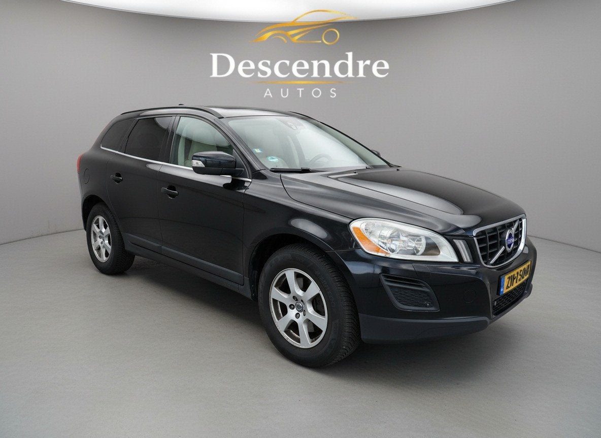 Volvo XC60 2.4D AWD Summum D3 (bj 2012), Auto's, Parkeersensor, Zwart, Leder, SUV of Terreinwagen