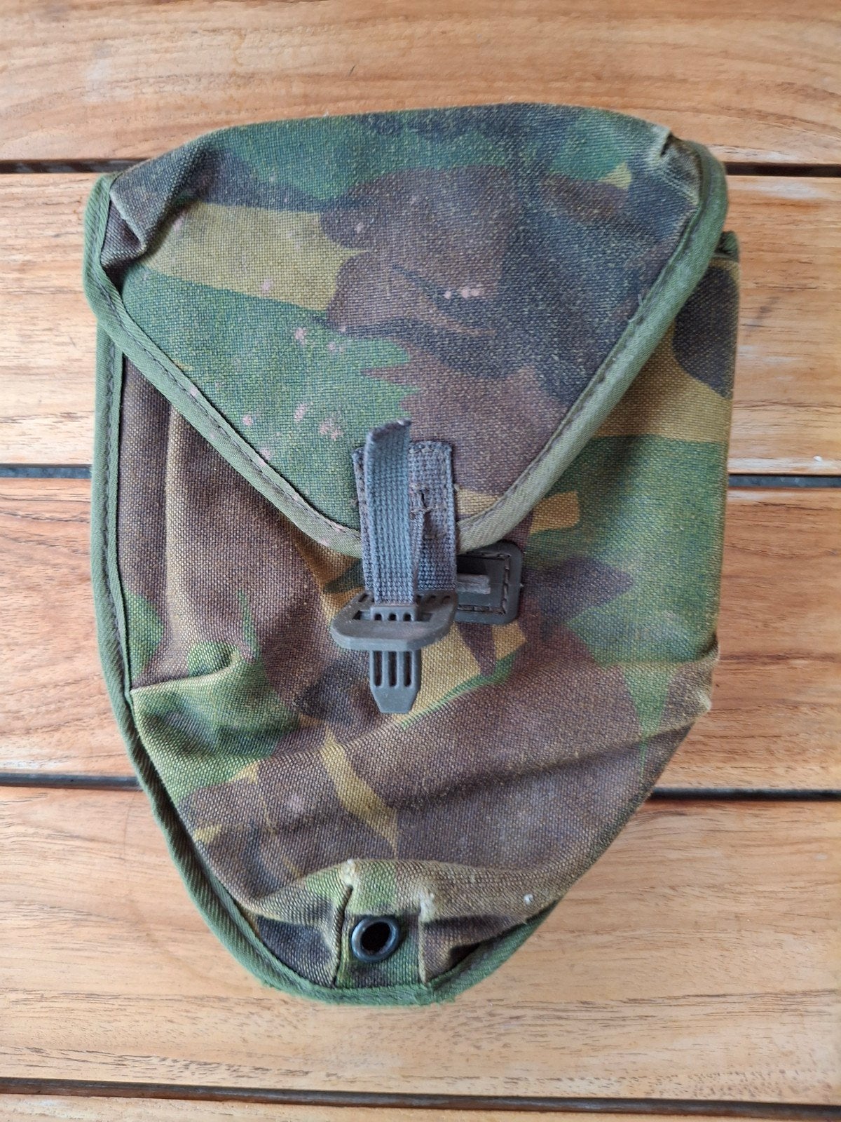 Militair camouflage hoesje voor schepje, Verzamelen, Ophalen of Verzenden, Landmacht, Overige gebieden, Overige typen