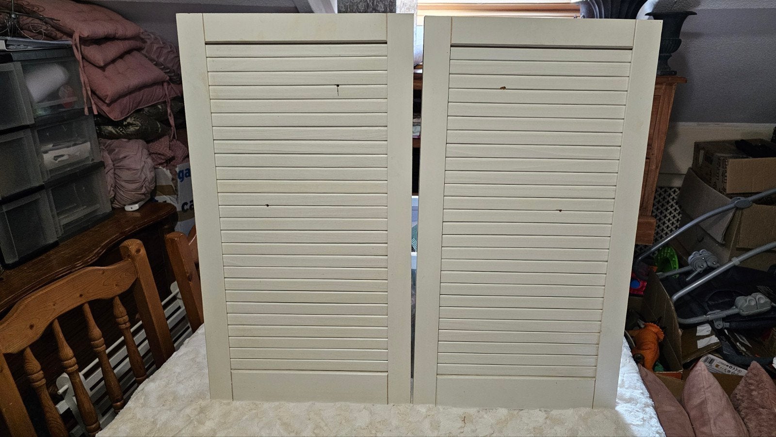 2 witte brocante raam luiken suttels, Ophalen