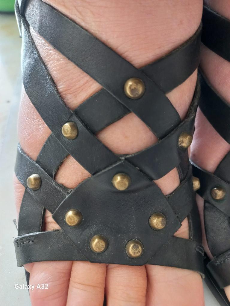 Elegante schoen sandaal met hak van Dr Adams, maat 37, Zwart, Ophalen of Verzenden, Zo goed als nieuw, Schoenen met hoge hakken