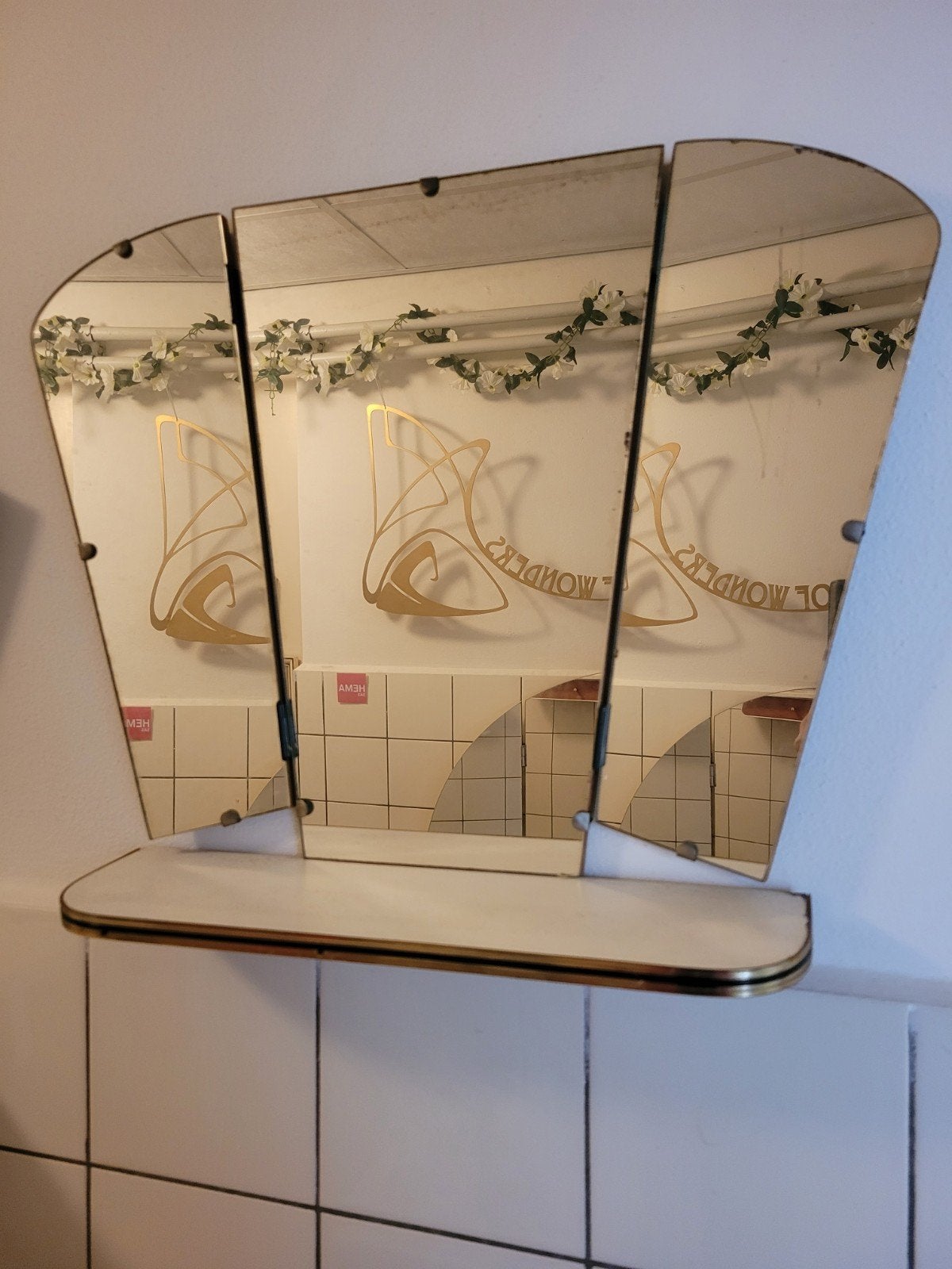 Vintage drieluik spiegel met plankje, Ophalen, Overige vormen, 50 tot 100 cm, Minder dan 100 cm