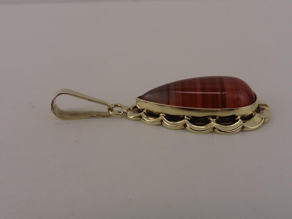 Gouden hanger met streepagaat                            G32, Gebruikt, ., Ophalen of Verzenden, .