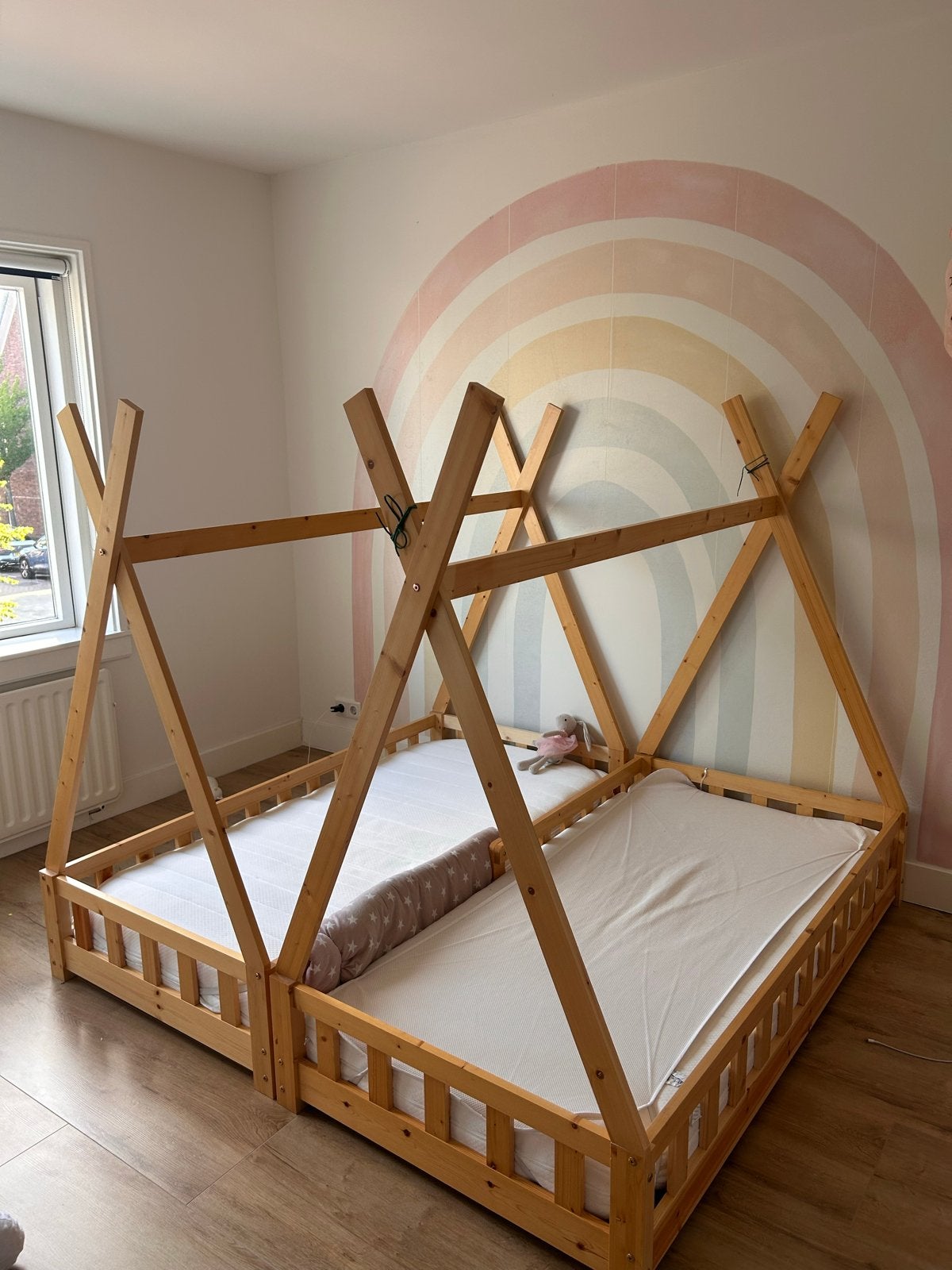 2 kinderbedden 70x160cm met matrassen - Gebruikt, Kinderen en Baby's, Kinderkamer | Bedden, Ophalen, Gebruikt, 70 tot 85 cm, 140 tot 160 cm