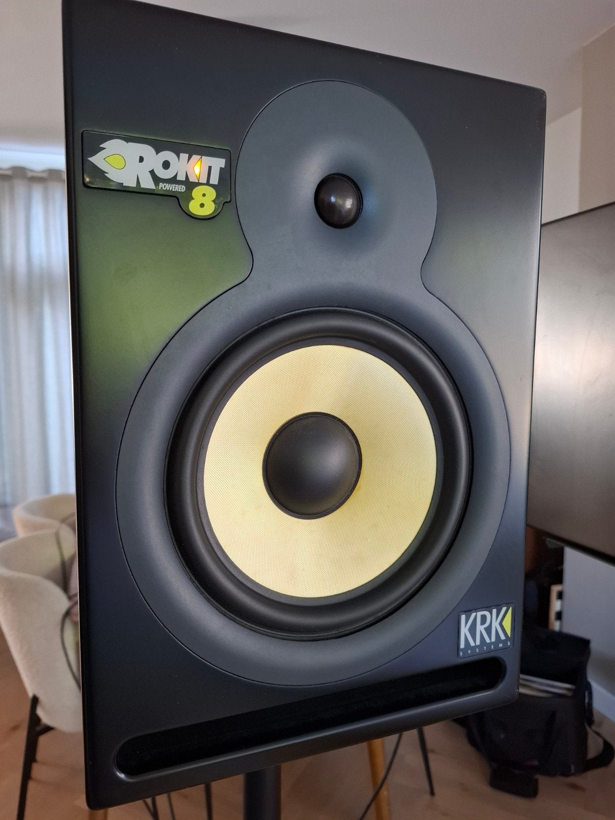 KRK RP8 G2 Studio Monitors (Set van 2) inclusief vloerstatie, Studiomonitor, Zo goed als nieuw, KRK, Ophalen