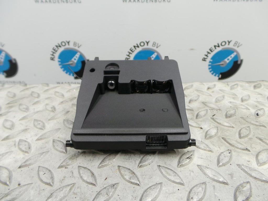 PEUGEOT 108 CAMERA 2017, Ophalen of Verzenden, Gebruikt, Stiba lid