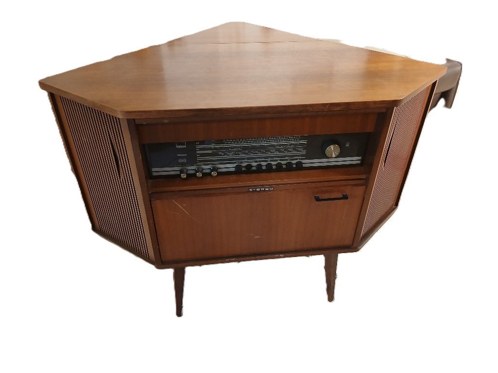 Grundig radio medio vorige eeuw, Ophalen