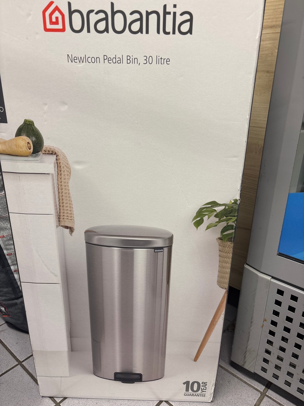 Brabantia NewIcon Pedaalemmer 30 liter - RVS, Huis en Inrichting, Woonaccessoires | Prullenbakken, Met pedaal, Nieuw, Ophalen of Verzenden