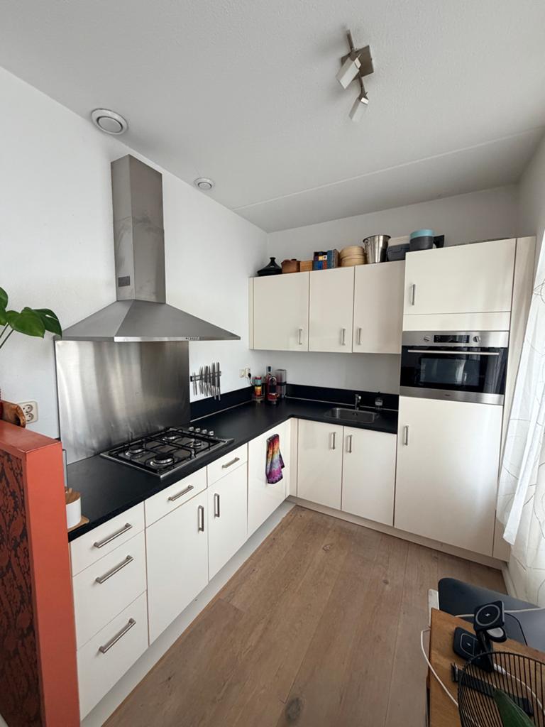 Volledige keuken met inbouw vaatwasser en combi-magnetron, Huis en Inrichting, Keuken | Complete keukens, Ophalen, Gebruikt, Wit