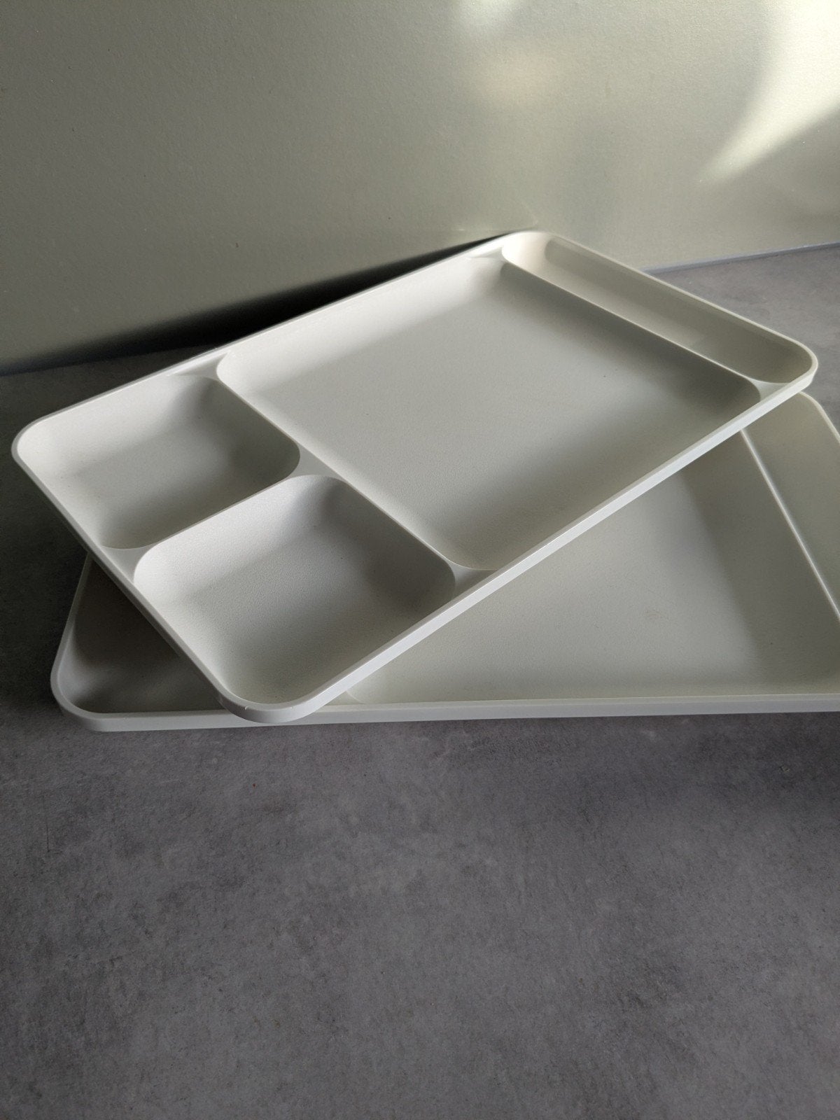 Tupperware borden 2 x, Ophalen of Verzenden