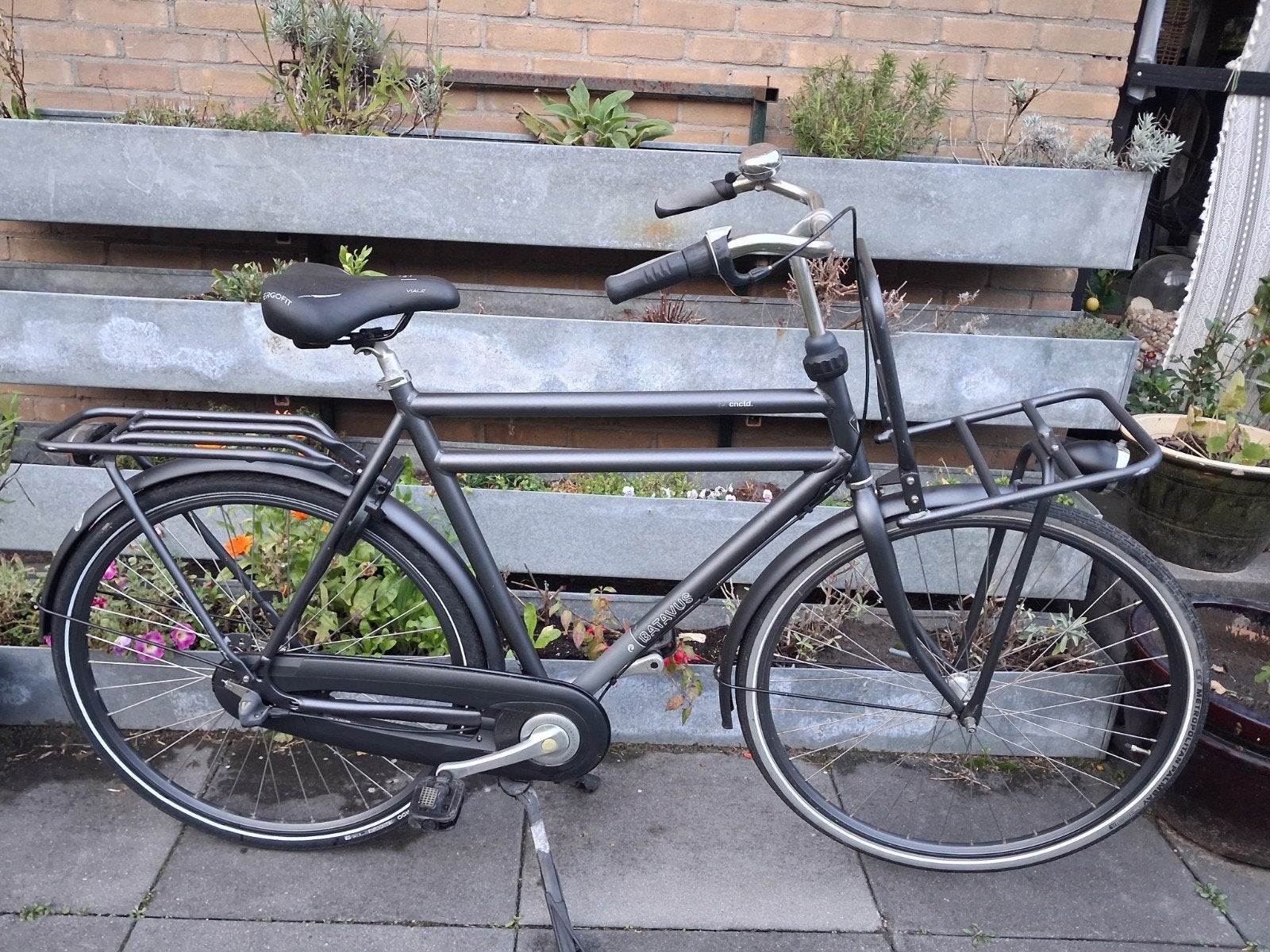batavus cnctd 28 inch framemaat 61 cm, Ophalen, Zo goed als nieuw, Batavus, Versnellingen