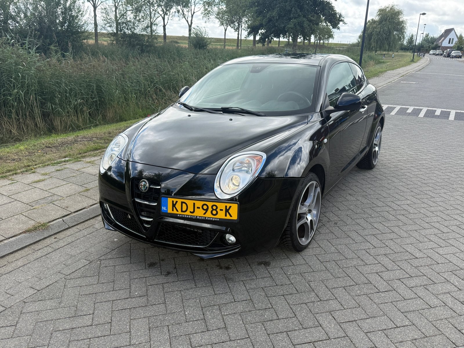 Alfa Romeo MiTo 1.4 16V 2009 Zwart-Weinig km’s, Auto's, Alfa Romeo, Voorwielaandrijving, 1055 kg, Zwart, Handgeschakeld