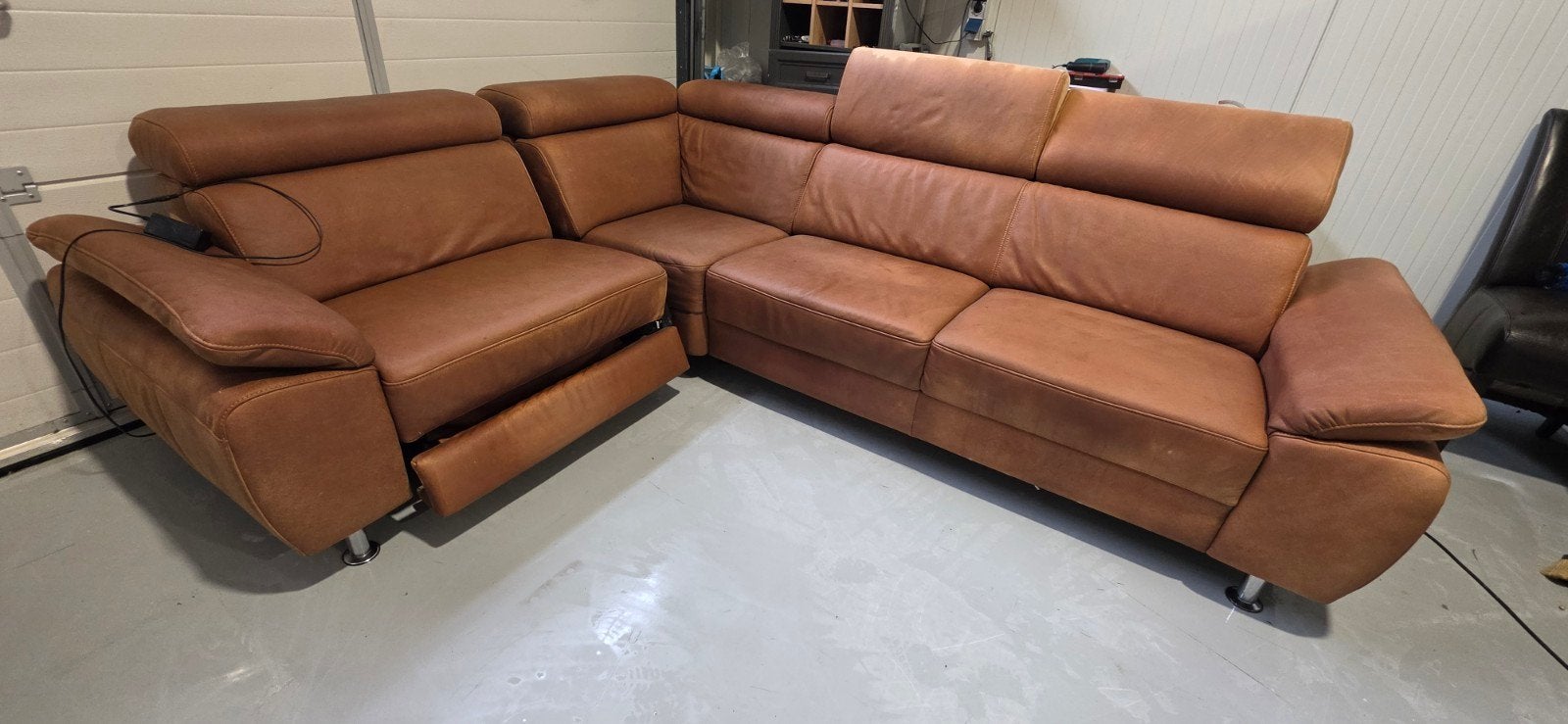 Inhouse Hoekbank met verstelbare hoofdsteunen en relaxdeel, Ophalen, 250 tot 300 cm, Gebruikt, Inhouse