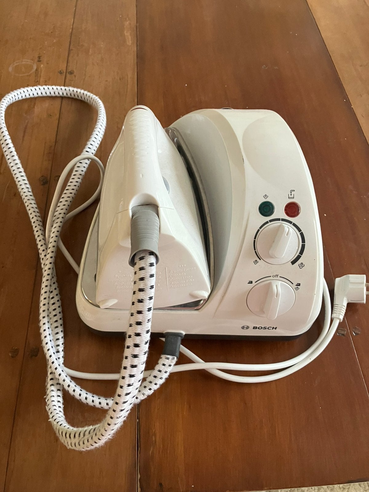 Bosch stoomstrijkijzer Sensixx B15L stoomstation generator, Ophalen of Verzenden, Gebruikt, Strijkijzer met snoer